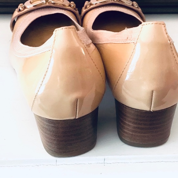COACH Tandy Patent Leather Block Heel SZ 7.5 B Peach Blush Nude buckle - Picture 5 of 9